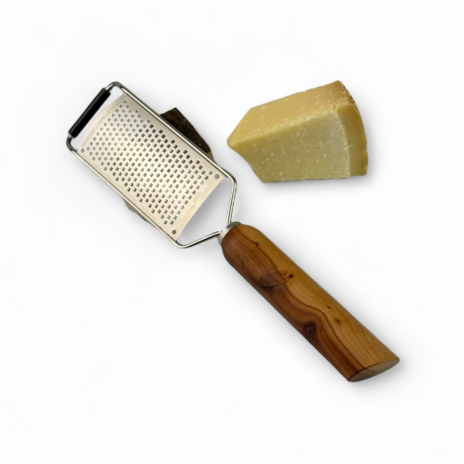 Käse- und Parmesanreibe aus Apfel Käse- und Parmesanreibe aus Apfel