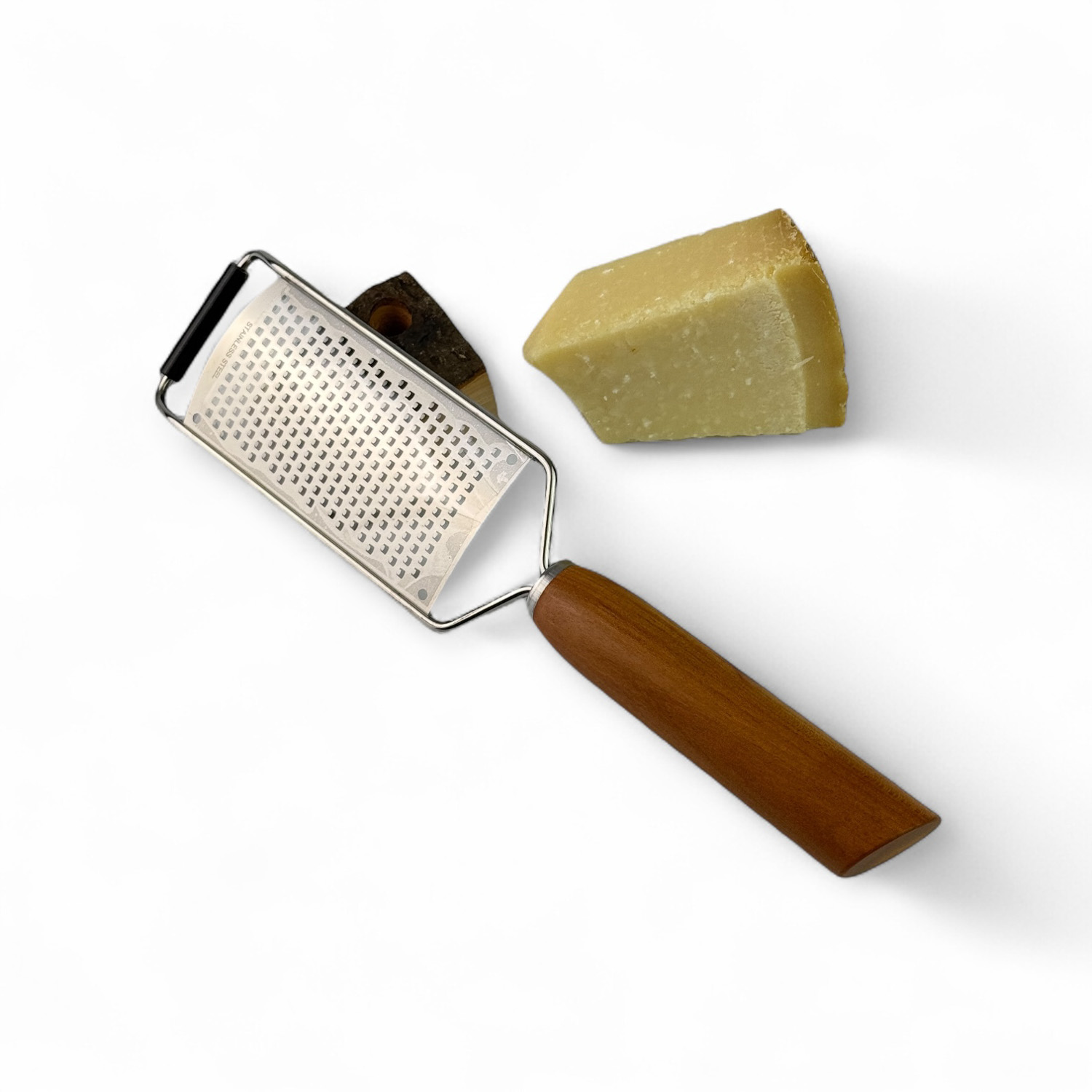 Käse- und Parmesanreibe aus Zwetschge Käse- und Parmesanreibe aus Zwetschge